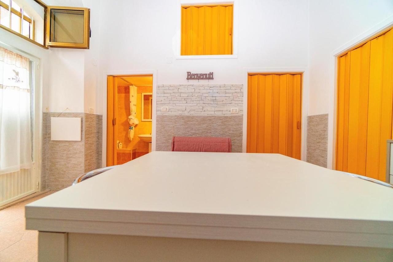 Willa Casa Rione Medievale Monte SantʼAngelo Zewnętrze zdjęcie